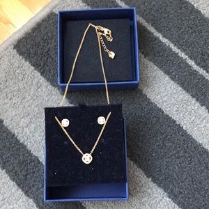 Swarovski earring and necklace set